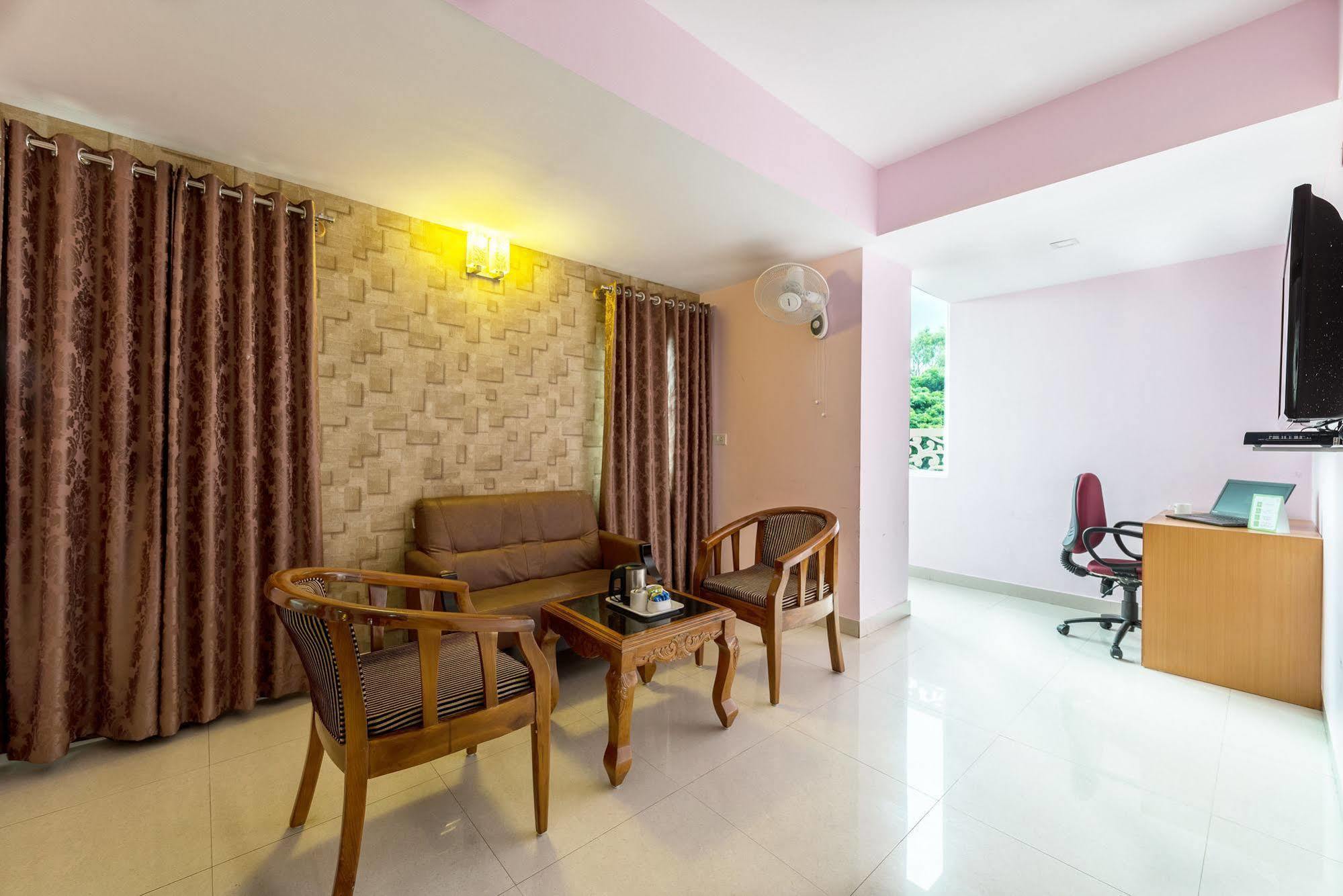 Treebo Akshaya Lalbagh Inn Bangalore Exterior foto