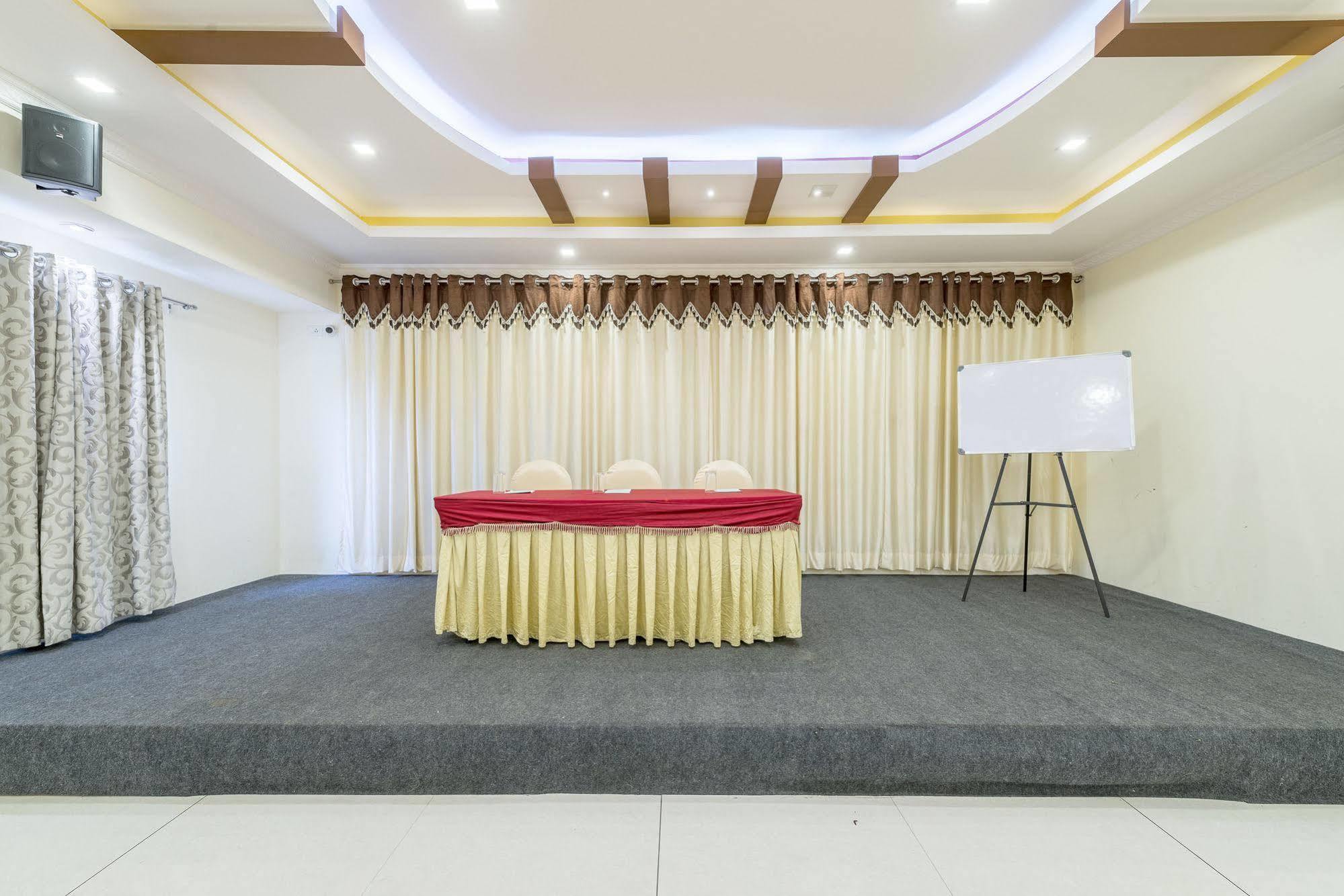 Treebo Akshaya Lalbagh Inn Bangalore Exterior foto
