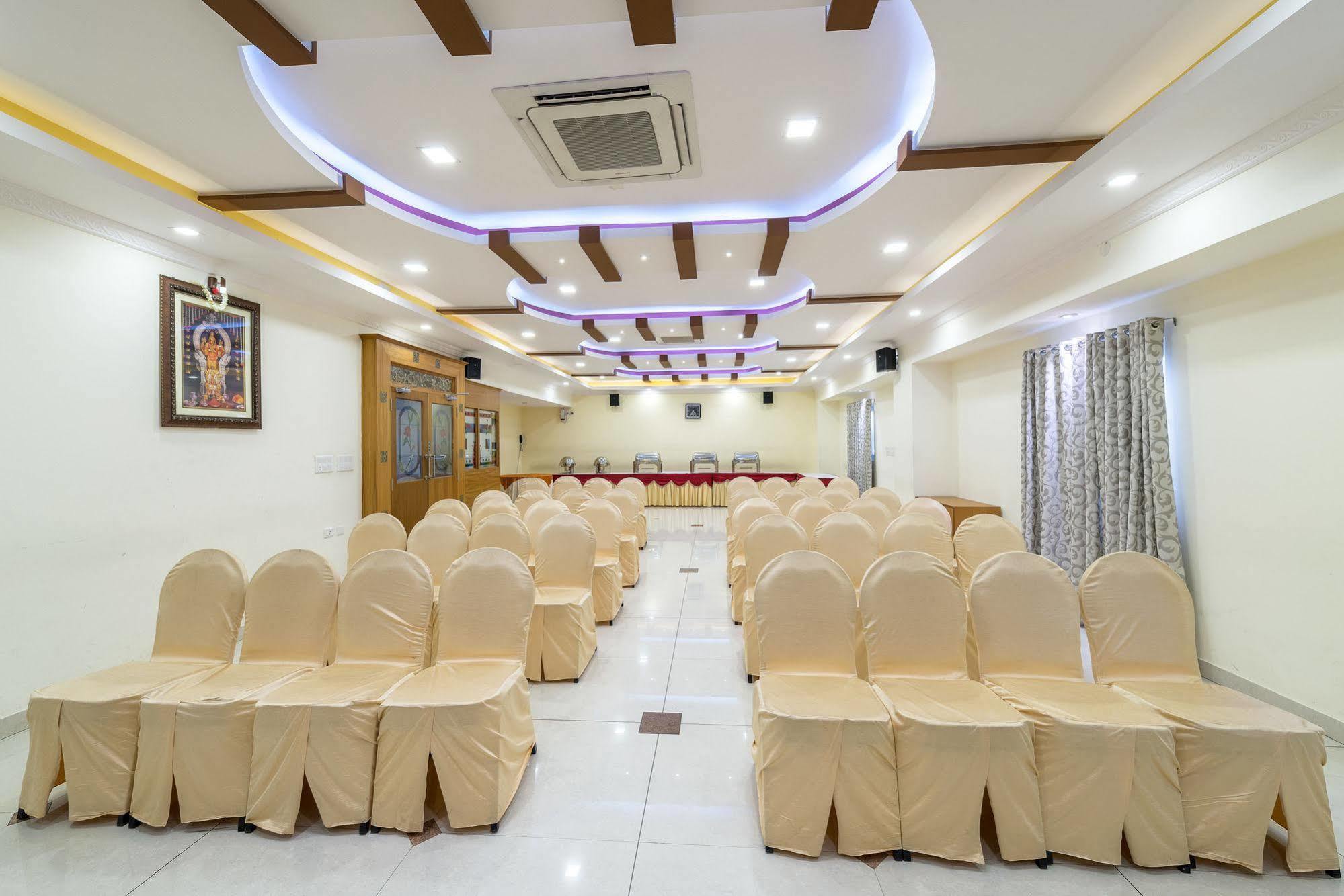 Treebo Akshaya Lalbagh Inn Bangalore Exterior foto